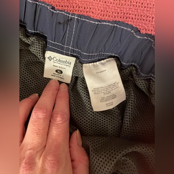 Men’s Columbia Nylon Shorts - Picture 5 of 6